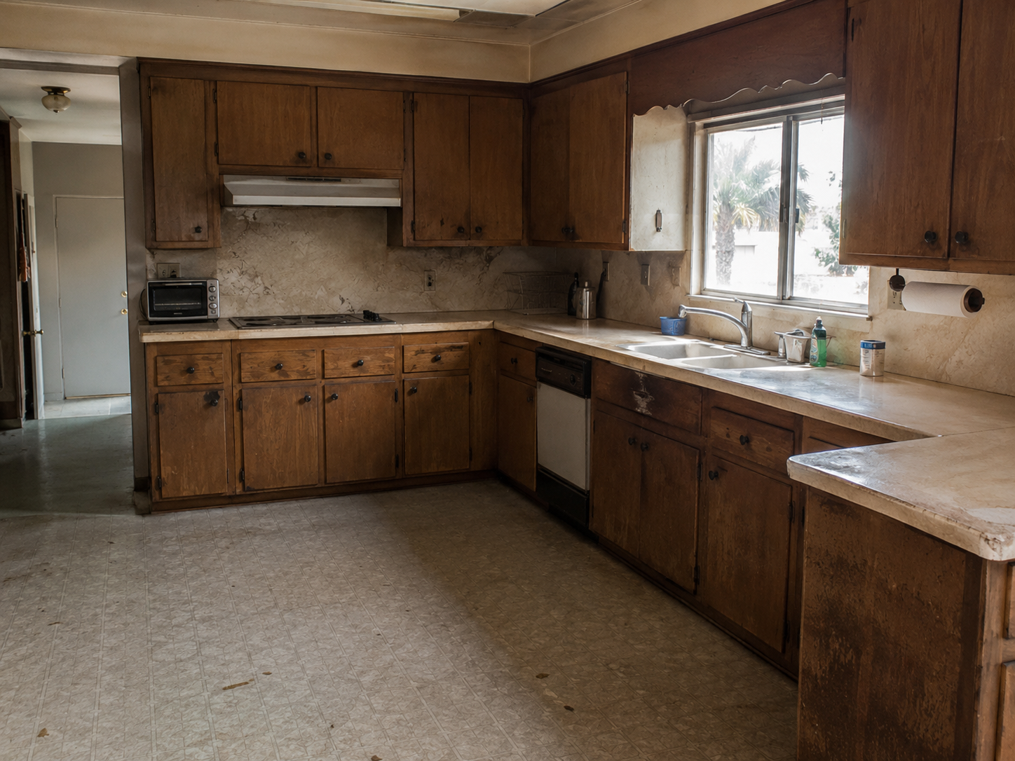 Before: outdated kitchen before remodeling